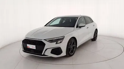 Usata Audi A3 S-Line 150 CV (110 kW) 2021 Bianco metallizzato Berlina