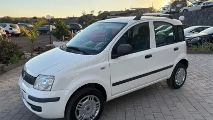 Usata Fiat Panda Dynamic 69 CV (50 kW) 2011 Bianco Utilitaria