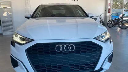 Usata Audi A3 Business 115 CV (84 kW) 2023 Bianco Berlina