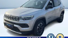 Argento Usata 2023 Jeep Compass Limited SUV | 26.500 € (Buon prezzo)