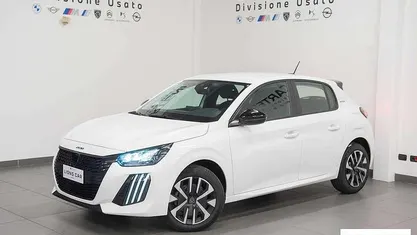 Usata 2025 Peugeot 208 Allure Due volumi | 19.500 € (Ottimo prezzo)