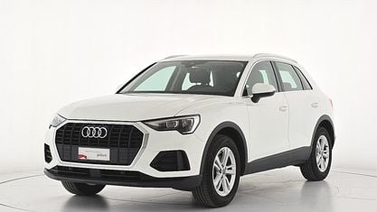 Käytetty Audi Q3 Business 150 HP (110 kW) 2019 Valkoinen Katumaasturi