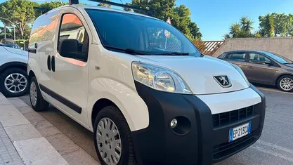 Usata 2013 Peugeot Bipper Comfort Monovolume | 4300 € (Ottimo prezzo)