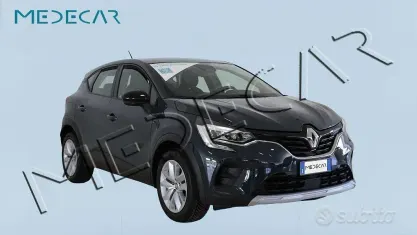Begagnad Renault Captur Zen 101 HK (74 kW) 2022 Blå SUV