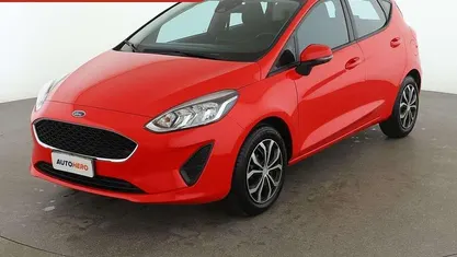 Rosso Usata 2019 Ford Fiesta Tre volumi | 10.399 € (Buon prezzo)