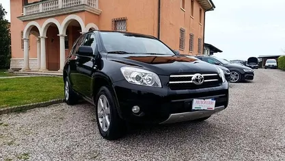 Usata 2009 Toyota RAV4 Sol SUV | 7900 € (Buon prezzo)