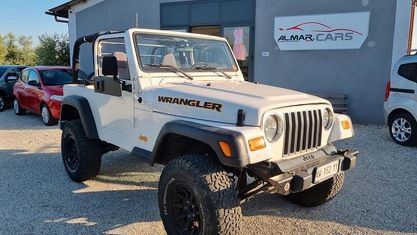 Usado Jeep Wrangler Sport 177 CV (130 kW) 1998 Blanco SUV