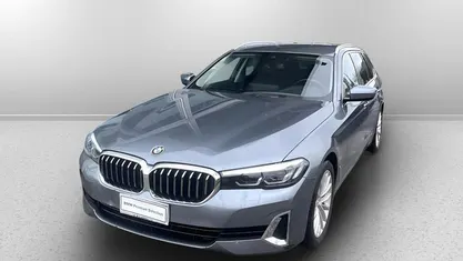 Blu Usata 2020 BMW 520 Luxury Line Station wagon | 28.900 € (Buon prezzo)
