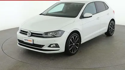 Bianco Usata 2019 VW Polo Comfortline Tre volumi | 16.099 € (Buon prezzo)