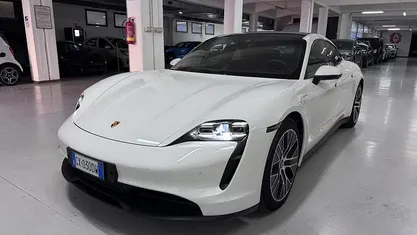 Usata Porsche Taycan 4S 400 kW (544 CV) 2021 Bianco Berlina