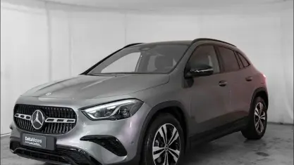 Nuova Mercedes GLA200 150 CV (110 kW) 2026 Nero SUV