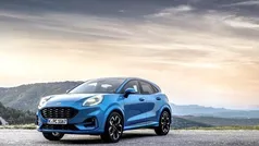 Vari colori Usata 2021 Ford Puma ST-Line SUV | 16.490 € (Buon prezzo)