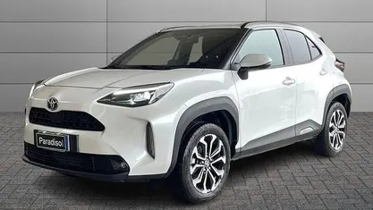 Usata Toyota Yaris Cross Trend 93 CV (68 kW) 2025 Bianco SUV