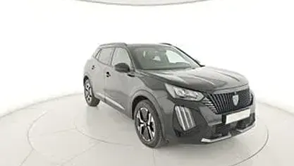 Usata Peugeot 2008 Allure 101 CV (74 kW) 2025 Nero SUV