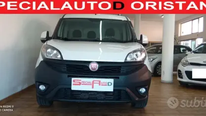 Usata Fiat Doblò 120 CV (88 kW) 2020 Bianco Monovolume