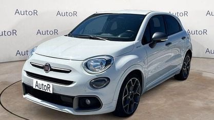 Käytetty Fiat 500X Club 130 HP (95 kW) 2022 Valkoinen Katumaasturi