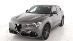 Grigio antrac. Usata 2018 Alfa Romeo Stelvio Executive SUV | 21.500 € (Ottimo prezzo)
