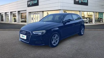 Blu Usata 2019 Audi A3 Business Tre volumi | 18.450 € (Super prezzo)