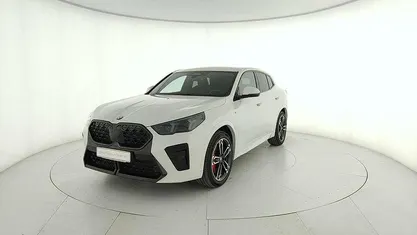 Bianco Usata 2025 BMW X2 M Sport SUV | 48.800 € (Buon prezzo)