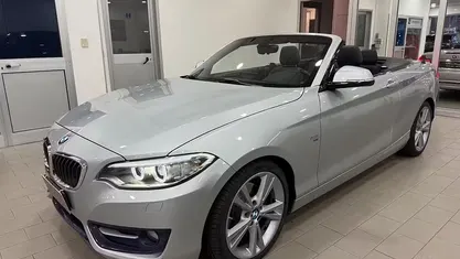 Usata BMW 220 Sport Line 190 CV (139 kW) 2017 Grigio Cabrio