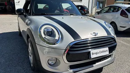 Usata Mini Cooper D Hype 116 CV (85 kW) 2017 Utilitaria