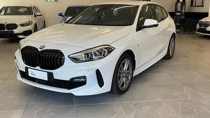 Usata BMW 118 M Sport 136 CV (100 kW) 2023 Bianco Utilitaria