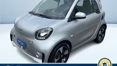 Argento metallizzato Usata 2022 Smart ForTwo Electric Drive Passion Tre volumi | 13.900 € (Buon prezzo)