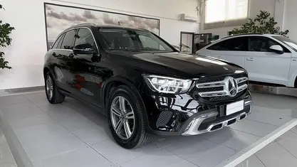Usata Mercedes GLC200 163 CV (119 kW) 2021 Nero SUV
