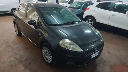 Usata Fiat Grande Punto Active 77 CV (56 kW) 2008 Utilitaria