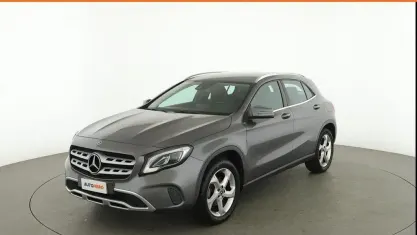 Käytetty Mercedes GLA180 110 HP (80 kW) 2017 Harmaa Katumaasturi