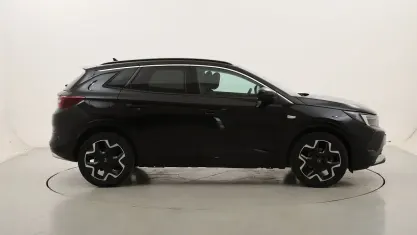 Usata Opel Grandland X Ultimate 131 CV (96 kW) 2024 Neronero SUV