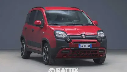 Rosso passione Usata 2024 Fiat Panda Cross Cross Due volumi | 13.878 € (Buon prezzo)