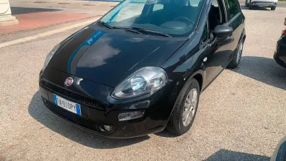 Usata Fiat Punto 69 CV (50 kW) 2016 Nero Utilitaria