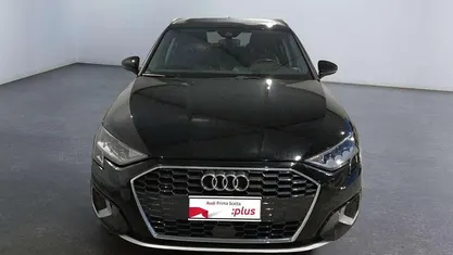 Nero Usata 2023 Audi A3 e-tron Advanced Due volumi | 30.300 € (Buon prezzo)