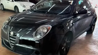 Usata Alfa Romeo MiTo Distinctive 85 CV (62 kW) 2013 Grigio Utilitaria