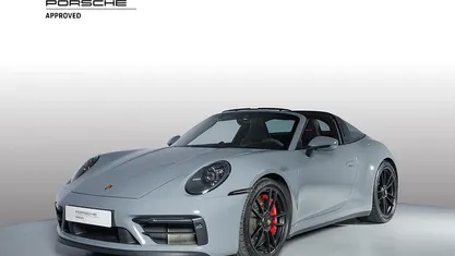 Usata Porsche 911 Targa 4 480 CV (353 kW) 2024 U0 grigio artico Cabrio