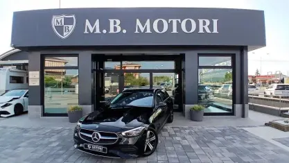 Usata Mercedes C200 Business 163 CV (119 kW) 2022 Nero Station wagon