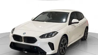 Usata BMW 118 M Sport 150 CV (110 kW) 2025 Alpin white Utilitaria