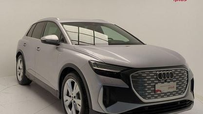 Usado Audi Q4 e-tron S-Line 210 kW (286 CV) 2024 Plateado SUV