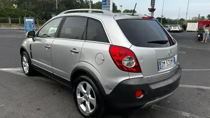 Usata Opel Antara Cosmo 150 CV (110 kW) 2010 Argento SUV