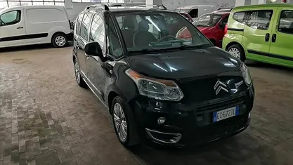 Grigio Usata 2010 Citroën C3 Picasso Exclusive Monovolume | 4450 € (Buon prezzo)