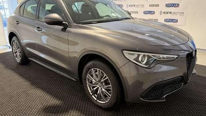 Usata Alfa Romeo Stelvio Super 190 CV (139 kW) 2019 Grigio metallizzato SUV