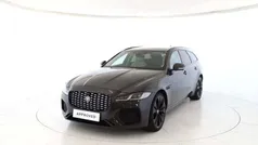 Grigio scuro Usata 2021 Jaguar XF R-Dynamic Tre volumi | 32.800 € (Ottimo prezzo)