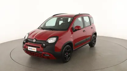 Usata Fiat Panda Cross Cross 71 CV (52 kW) 2022 Rosso Utilitaria