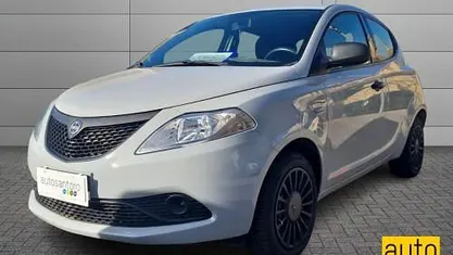 Usata 2019 Lancia Ypsilon Utilitaria | 10.950 € (Buon prezzo)