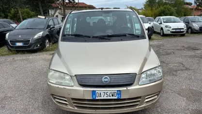 Usata Fiat Multipla Emotion 103 CV (75 kW) 2006 Beige Monovolume