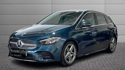 Blu Usata 2022 Mercedes 180 Premium Tre volumi | 25.250 € (Super prezzo)