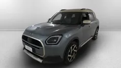Smokey green Usata 2024 Mini Countryman Favoured SUV | 37.750 € (Ottimo prezzo)