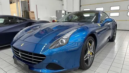 Usata 2017 Ferrari California Cabrio | 147.000 € (Ottimo prezzo)