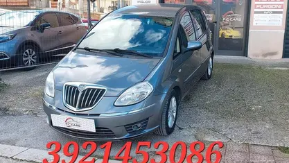 Usata Lancia Musa 95 CV (69 kW) 2011 Grigio Monovolume